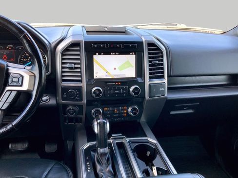 Used 2018 Ford F150 Platinum w/ Equipment Group 701A Luxury AWD/4WD image 6