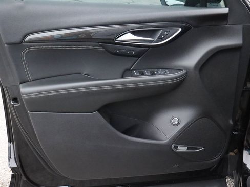 Used 2021 Buick Envision Essence w/ Technology Package I image 13