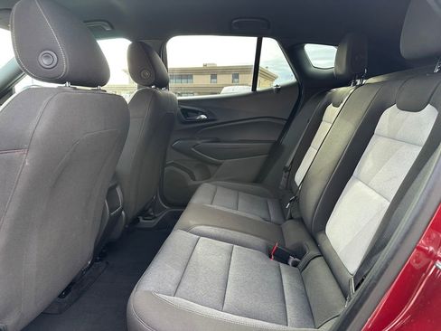 Certified 2024 Chevrolet Trax RS image 12