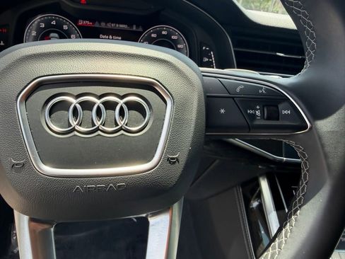 Used 2025 Audi Q7 3.0T Premium Plus AWD/4WD image 19