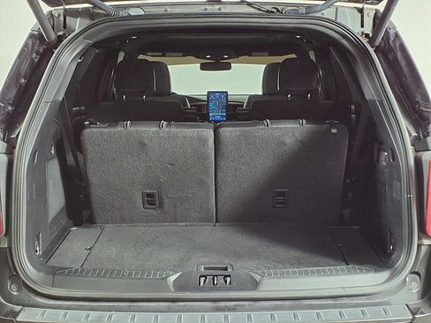 Used 2021 Ford Explorer ST w/ Equipment Group 401A image 15