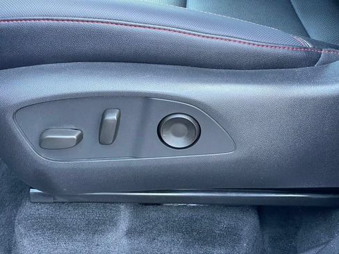 Used 2025 Chevrolet Traverse Z71 w/ Driver Confidence Package AWD/4WD image 14