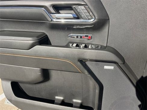 Used 2024 GMC Sierra 1500 AT4 w/ Technology Package image 26