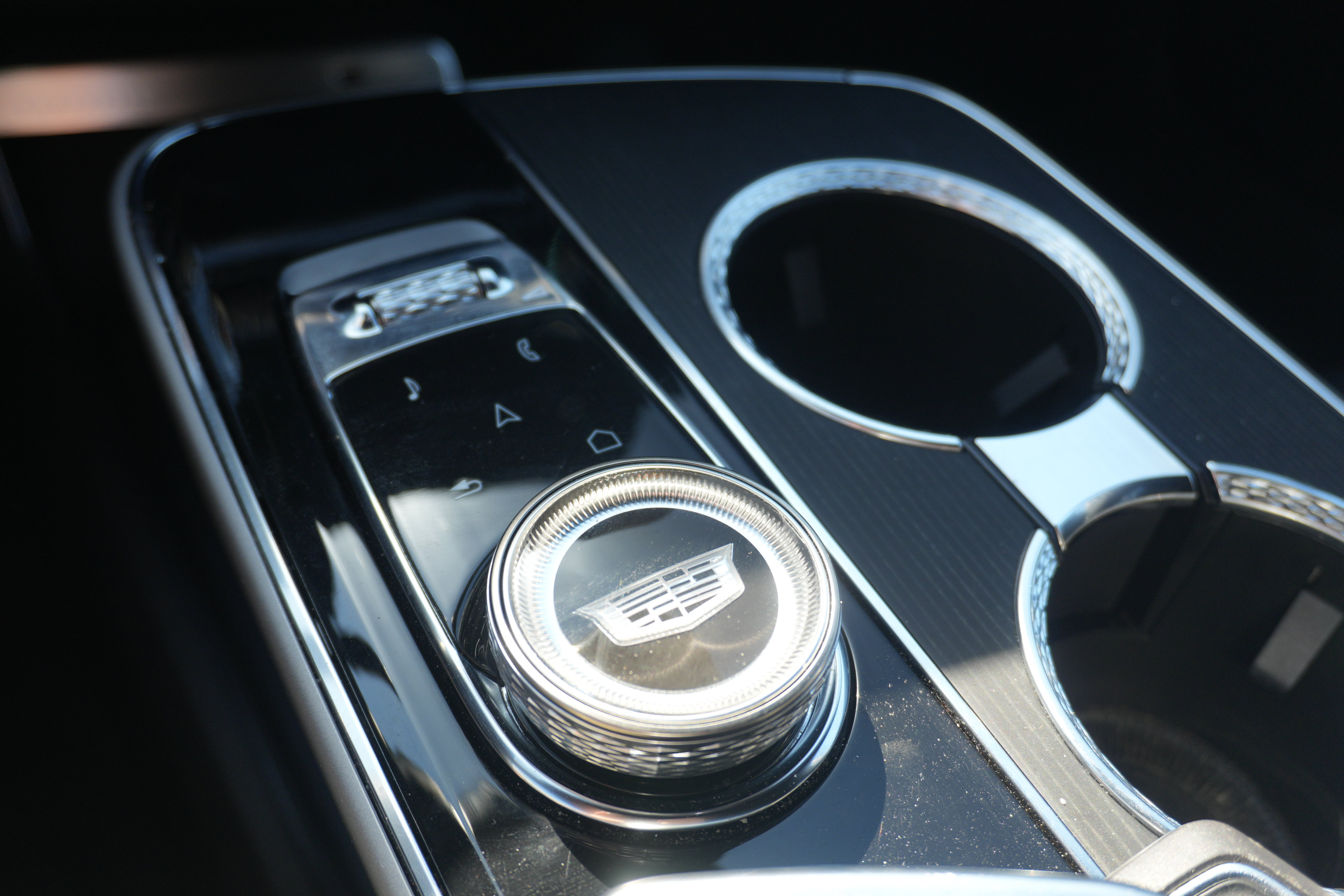 Used 2024 Cadillac Lyriq Sport AWD/4WD image 42