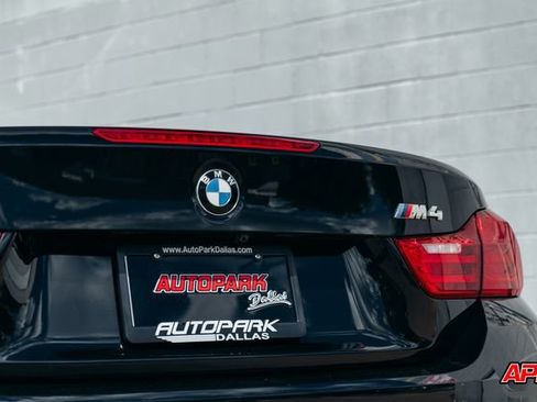 Used 2015 BMW M4 Convertible image 30