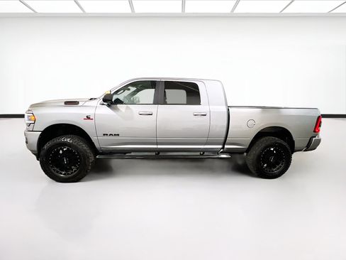 Used 2020 RAM 3500 Big Horn w/ Level 2 Equipment Group AWD/4WD image 22