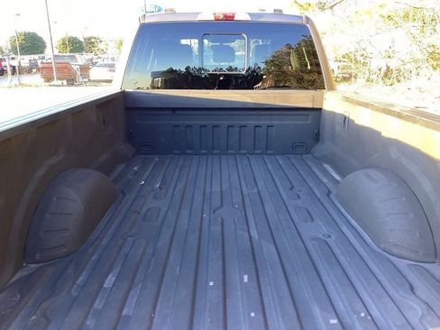 Used 2023 Ford F250 Lariat w/ Chrome Package image 11