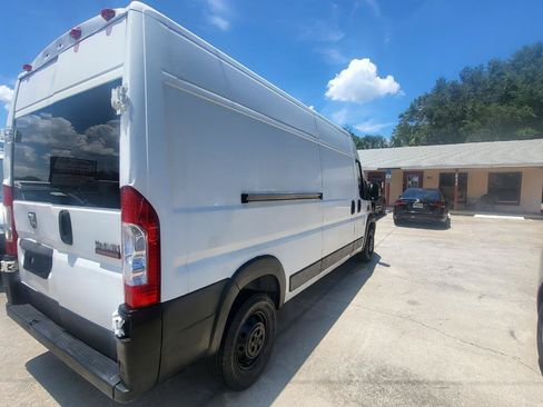 Used 2017 RAM ProMaster 2500 FWD image 5