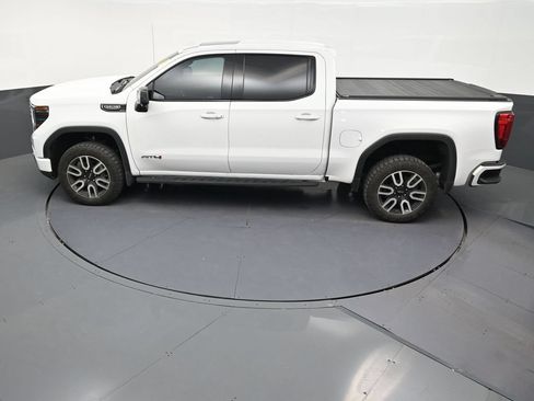 Used 2023 GMC Sierra 1500 AT4 w/ AT4 Premium Package AWD/4WD image 13