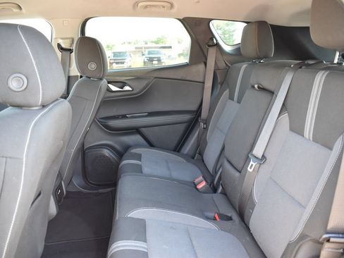 Used 2025 Chevrolet Blazer LT AWD/4WD image 7