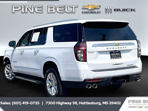 Used 2023 Chevrolet Suburban Premier RWD image 2