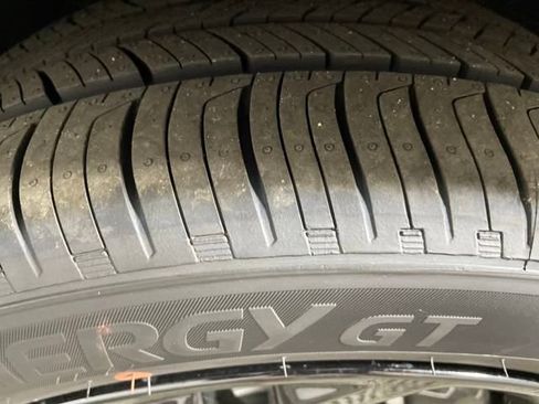 New 2025 Honda Accord SE image 14