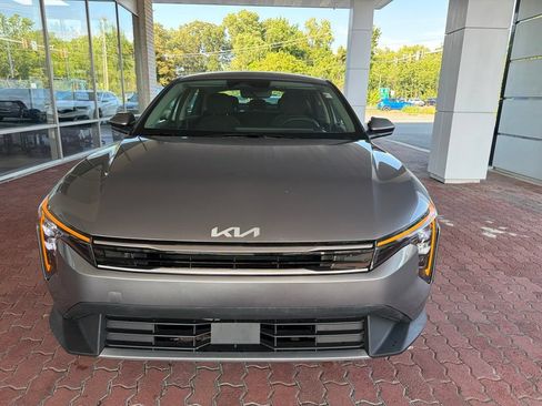Used 2026 Kia K4 FWD image 2