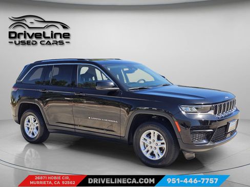 Used 2024 Jeep Grand Cherokee Laredo image 8