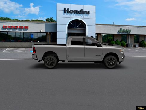 New 2026 RAM 2500 Laramie AWD/4WD image 5