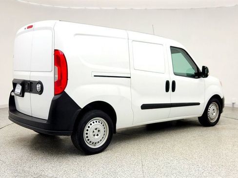 Used 2021 RAM ProMaster City Tradesman image 5