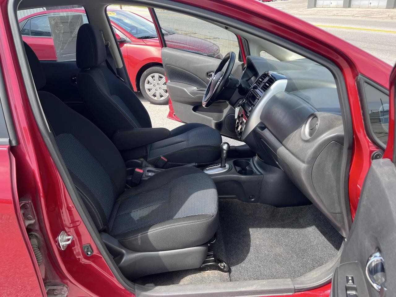 Used 2015 Nissan Versa Note SV w/ SV Appearance Package FWD image 15