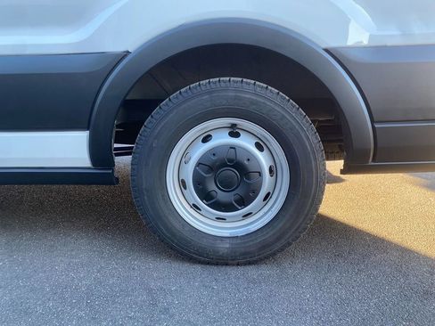 Used 2019 Ford Transit 350 XL image 33