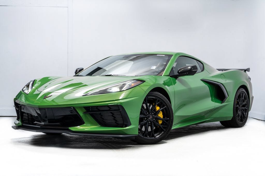 Used 2026 Chevrolet Corvette Stingray Preferred Cpe w/ Z51 Performance Package RWD image 1