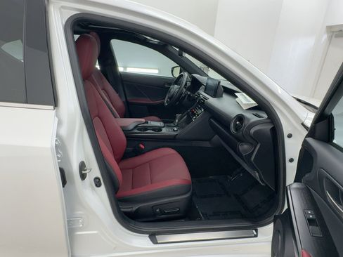 Certified 2025 Lexus IS 300 w/ Premium Package image 27