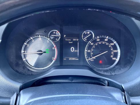 Used 2023 Lexus GX 460 Premium w/ Premium Package image 26