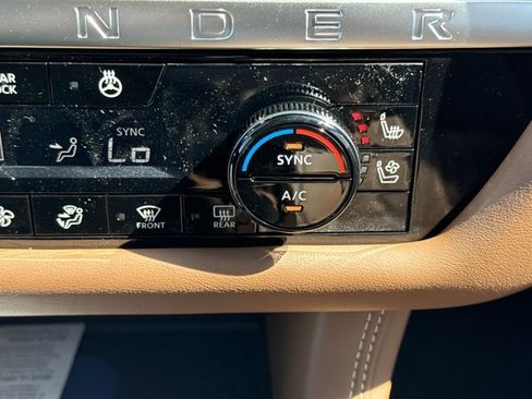 New 2026 Nissan Pathfinder Platinum AWD/4WD image 21