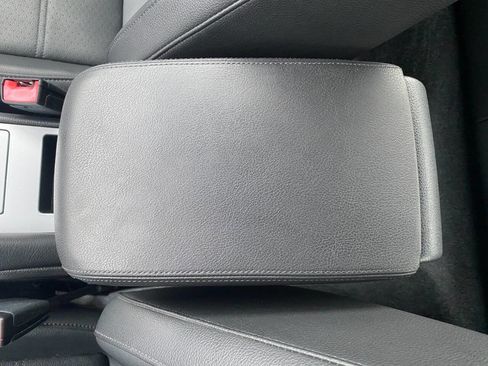 Used 2012 Volkswagen Passat TDI SE image 18