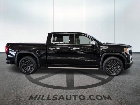 Used 2019 GMC Sierra 1500 Denali w/ Technology Package AWD/4WD image 11