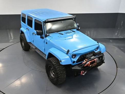 Used 2018 Jeep Wrangler Unlimited Sahara image 51
