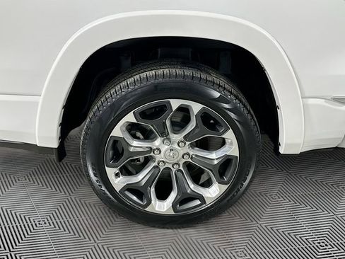 Used 2024 RAM 1500 Limited image 23