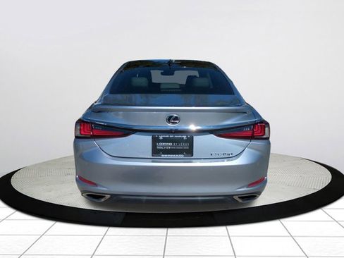Used 2023 Lexus ES 350 w/ Ultra Luxury Package image 4