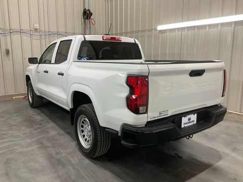 Used 2023 Chevrolet Colorado W/T image 19