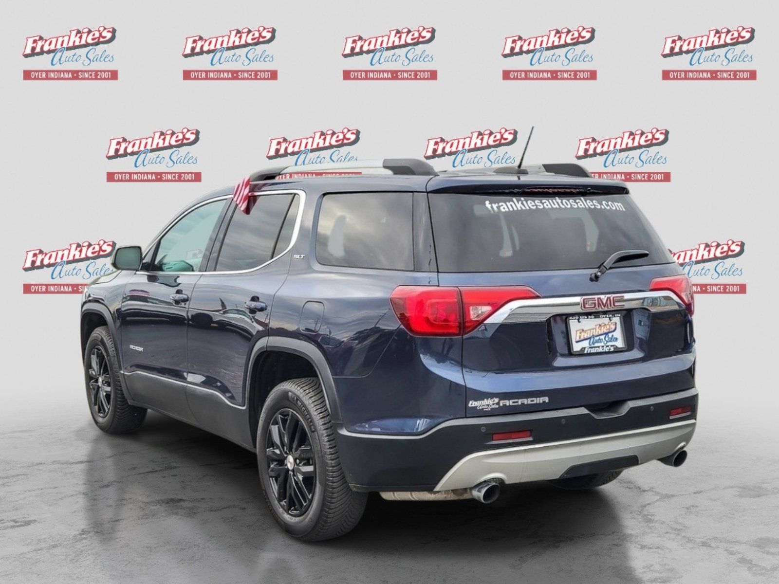 Used 2019 GMC Acadia SLT FWD image 3