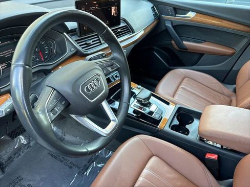 Certified 2023 Audi Q5 2.0T Premium w/ Convenience Package AWD/4WD image 11