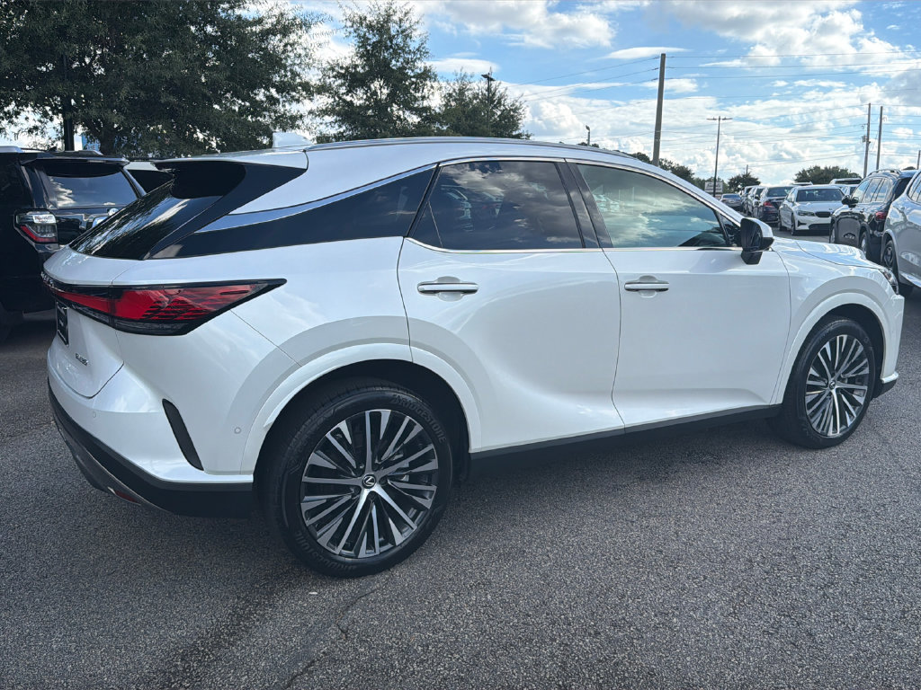 Used 2023 Lexus RX 350 Premium Plus w/ Cold Area Package FWD image 7