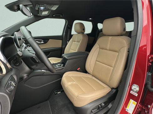 Used 2023 Chevrolet Blazer Premier w/ Enhanced Convenience Package AWD/4WD image 15