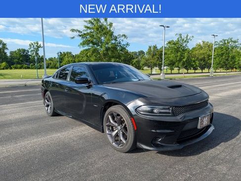 Used 2019 Dodge Charger R/T w/ Driver Confidence Group RWD image 1
