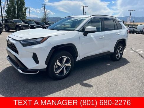 Used 2025 Toyota RAV4 SE AWD/4WD image 8