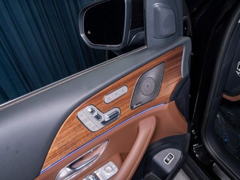 New 2026 Mercedes-Benz GLS 450 4MATIC image 12