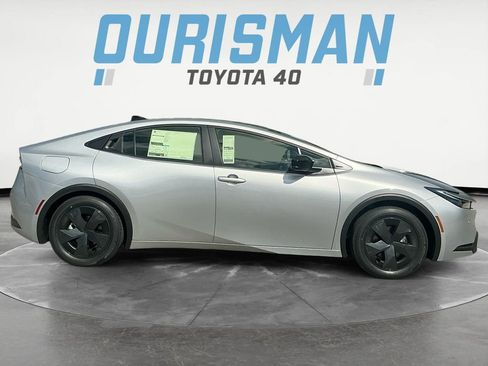 New 2026 Toyota Prius Plug-In Hybrid image 7
