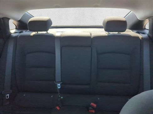 Used 2025 Chevrolet Malibu LT FWD image 23