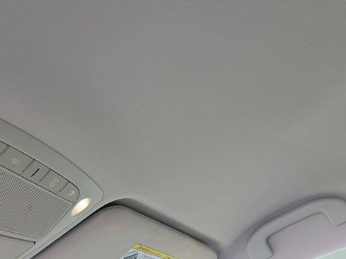 Used 2016 Nissan Rogue S image 20