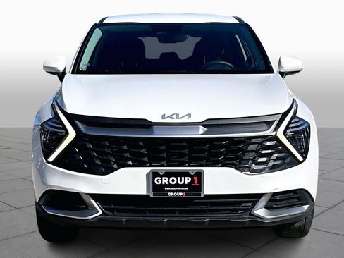 Used 2024 Kia Sportage LX image 4