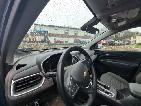 Used 2024 Chevrolet Equinox LT image 10