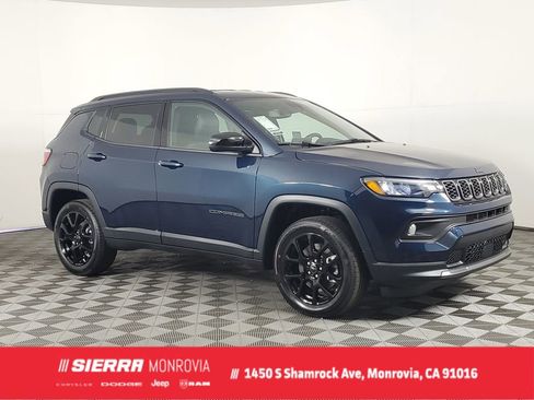New 2026 Jeep Compass Latitude AWD/4WD image 1