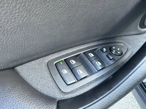 Used 2019 BMW X2 sDrive28i w/ Convenience Package FWD image 24