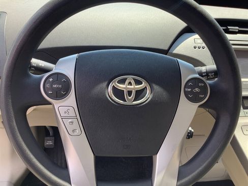 Used 2014 Toyota Prius Three w/ Solar Roof Package FWD image 17