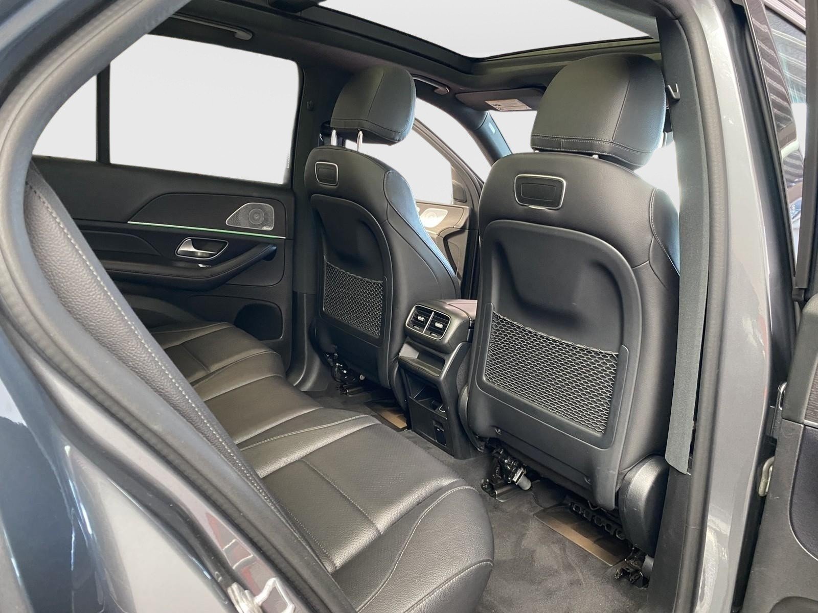 Used 2020 Mercedes-Benz GLE 350 4MATIC w/ Premium Package image 12