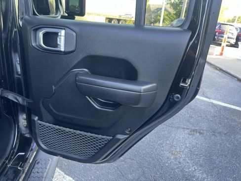 Used 2021 Jeep Wrangler Unlimited Sport image 42