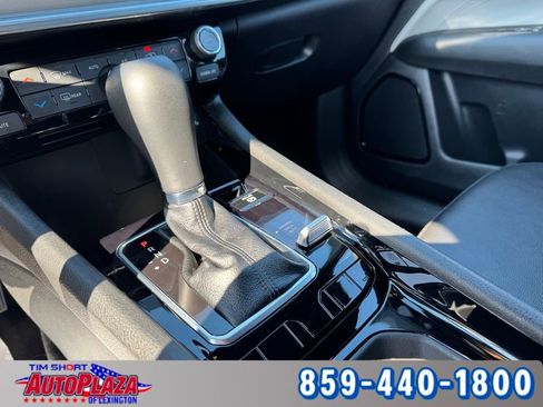 Used 2025 Jeep Compass Limited image 32